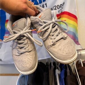 Nike SB wolf grey orange label